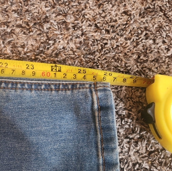 Free People Roller Crop Skinny Jeans Size 31/12 Medium Wash - Picture 13 of 16